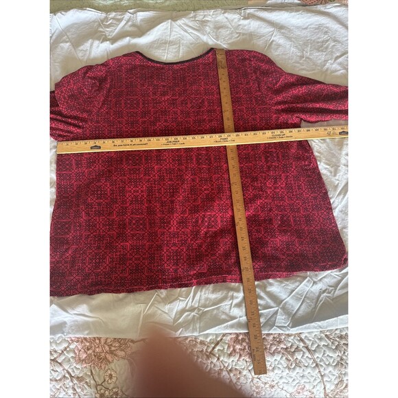 Catherines Plus Size 3X Knit Tunic Top Red Black Geometric Print Stretch V-Neck - Picture 7 of 10
